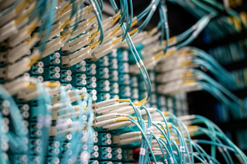 single‑mode fiber cables